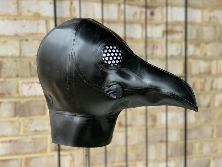 Helmet Mask Crow w/exhaust ports